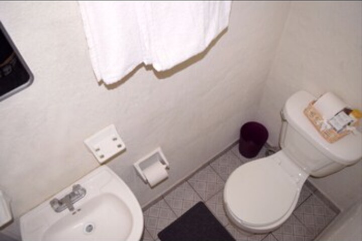 Room 5 of 58