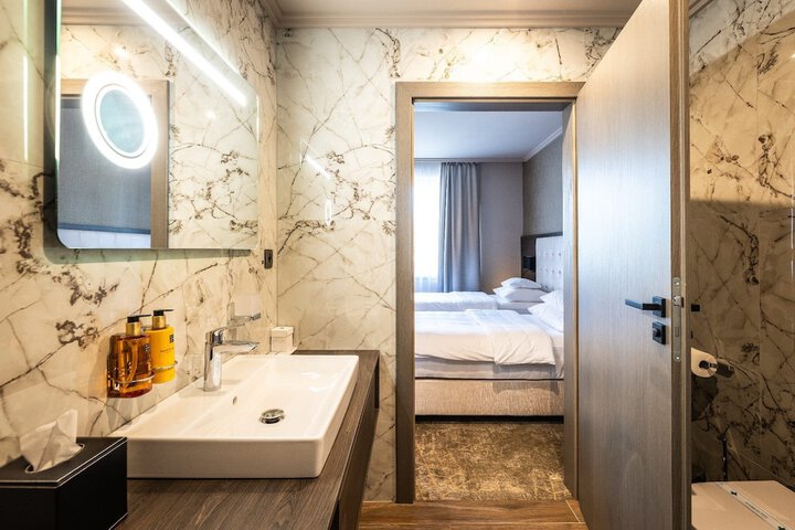 Room 14 of 55