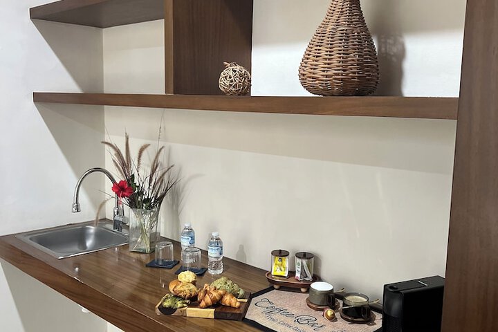Breakfast/Coffee Service 61 of 111