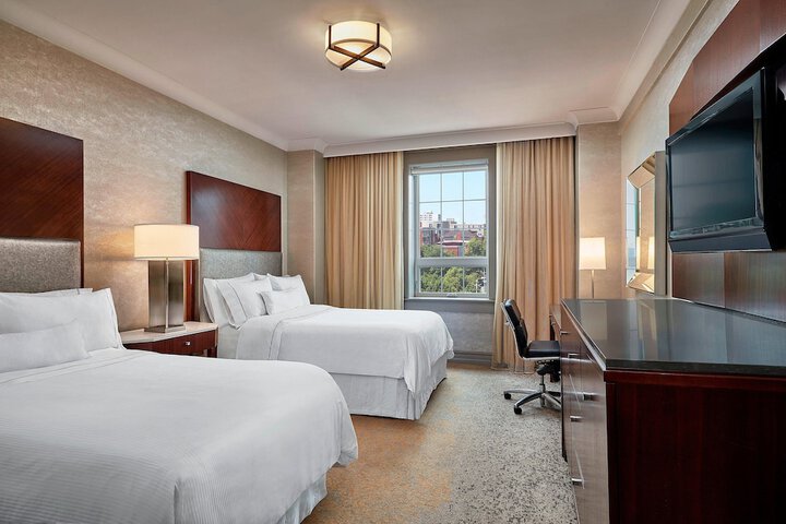 Room 7 of 71