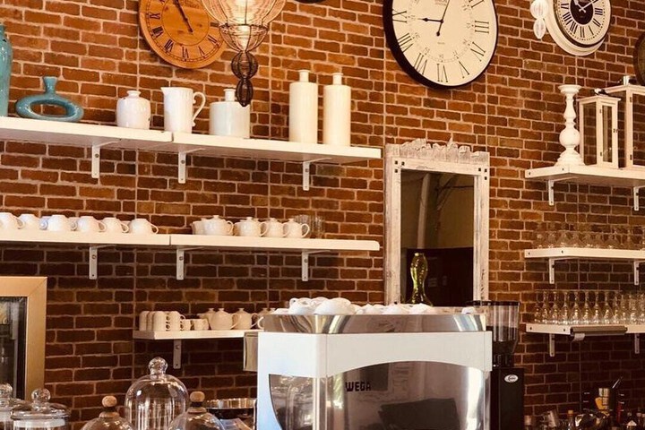 Breakfast/Coffee Service 25 of 71