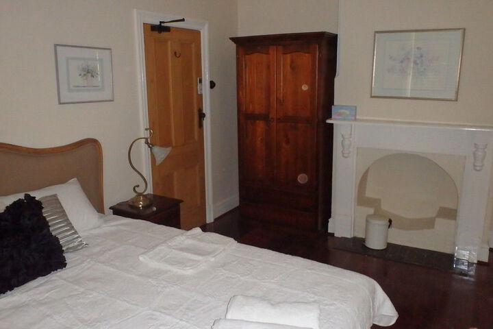 Room 5 of 47