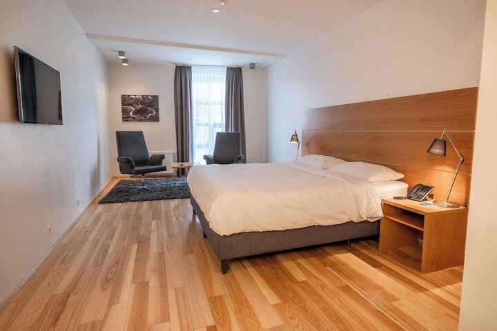 Room 34 of 54