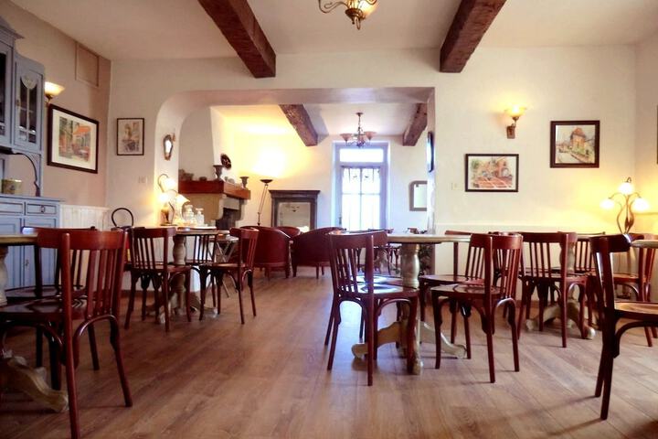 Dining Photos