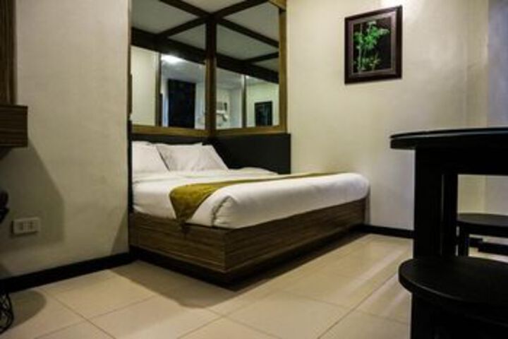 Room 27 of 54