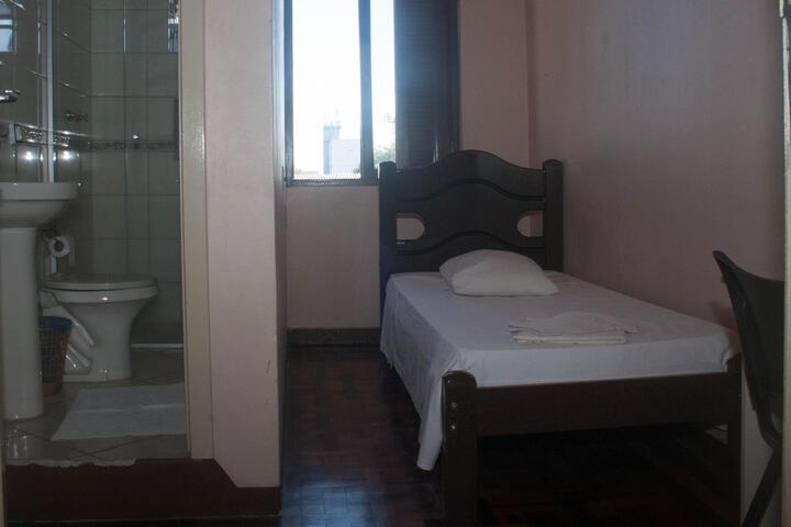 Room 18 of 22