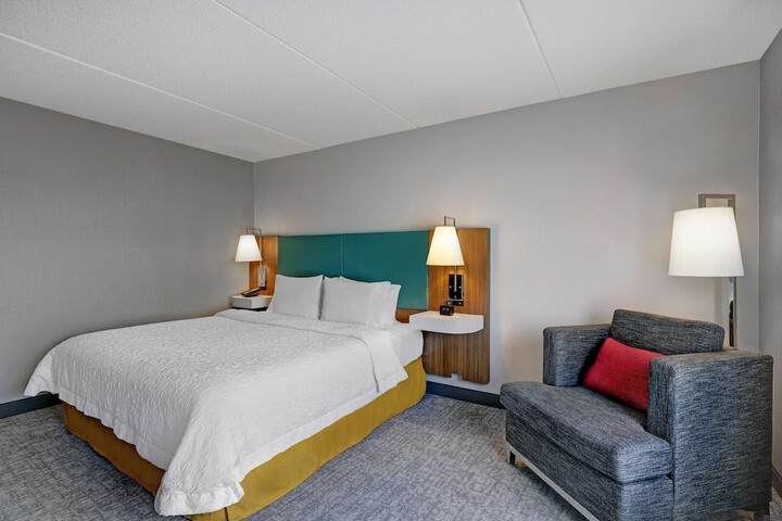 Room 16 of 50