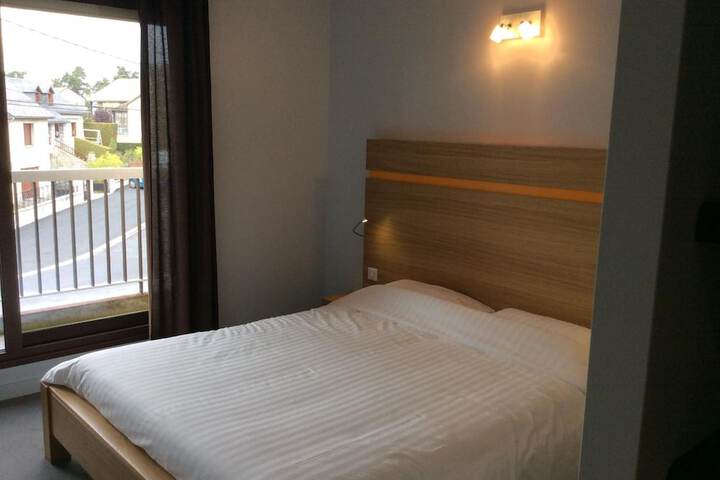 Room 14 of 38