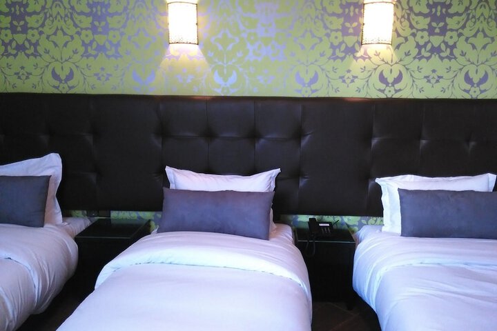 Room 17 of 31
