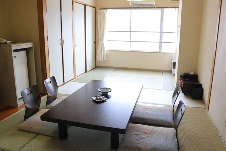 Photo 4