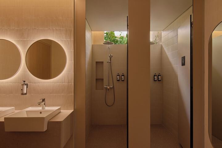 Room 14 of 20