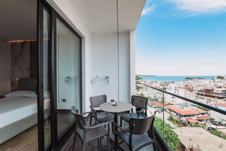 Terrace/Patio 46 of 112