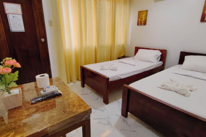 Room 14 of 29