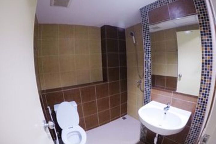 Room 4 of 20