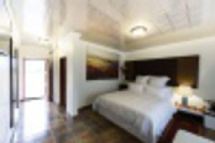 Room 52 of 108