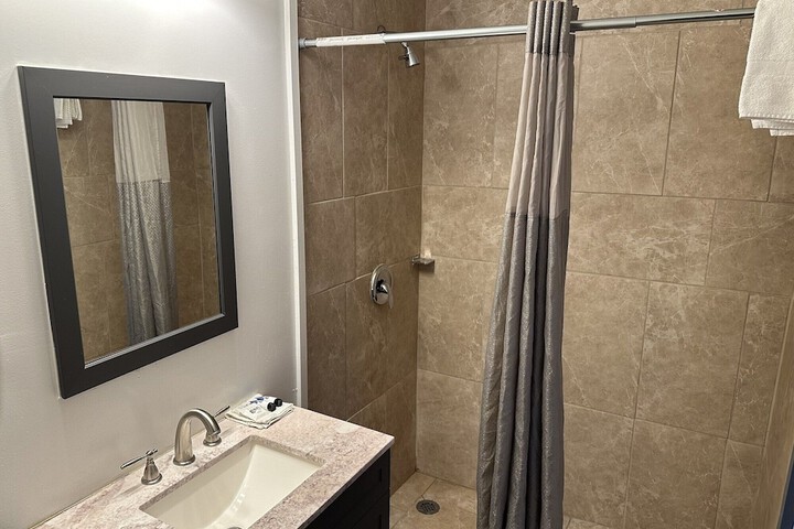 Bathroom shower
