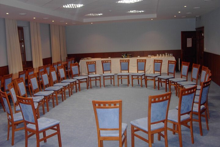 Meeting 32 of 44