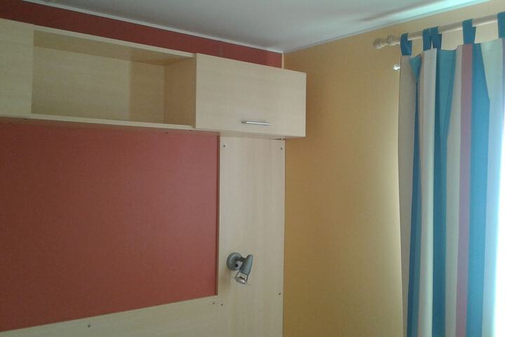 Room 6 of 64
