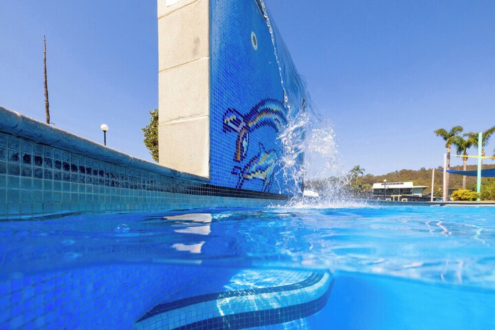 Pool 85 of 118