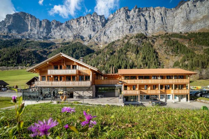Berghotel Gadmer Lodge - dein Zuhause in den Bergen am Sustenpass im Berner Oberland