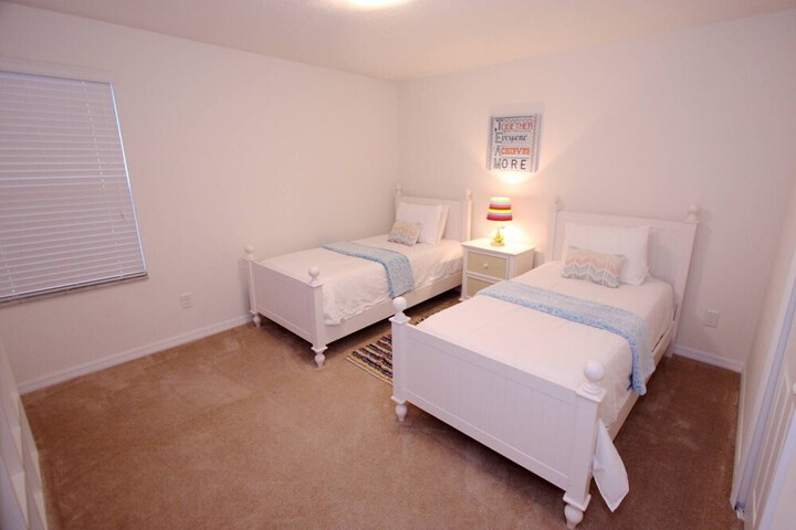 Room 14 of 139