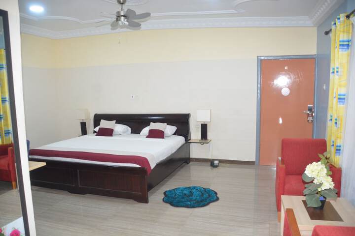 Room 8 of 21