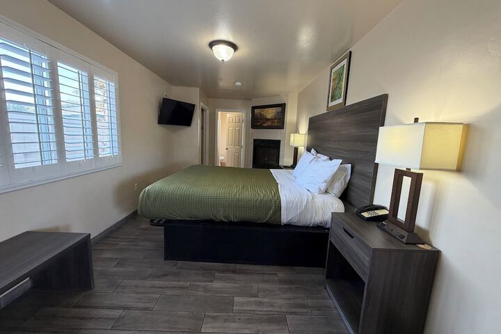 Room 17 of 62