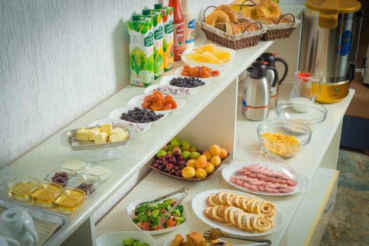 Breakfast/Coffee Service 28 of 33