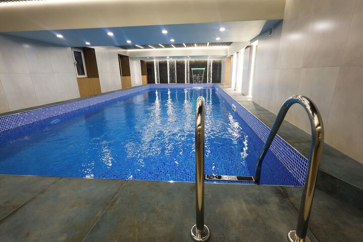Pool 39 of 55
