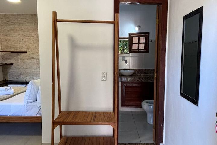 Room 9 of 34