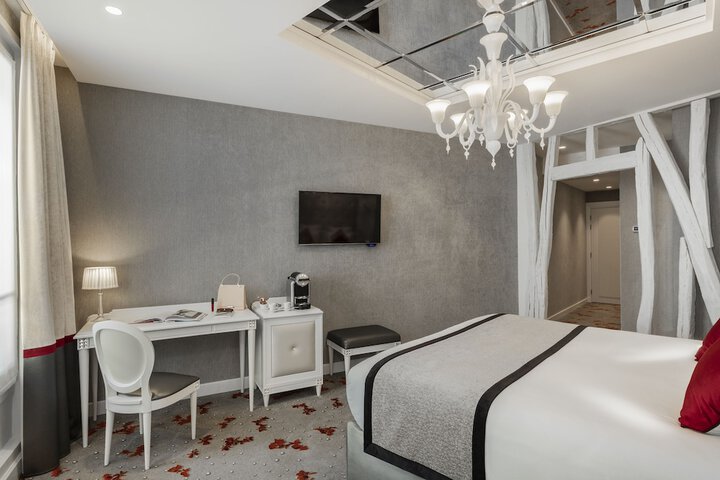 Room 7 of 54