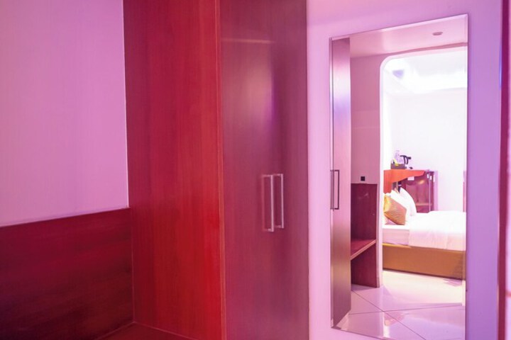 Room 18 of 63