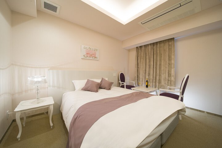 Room 7 of 71