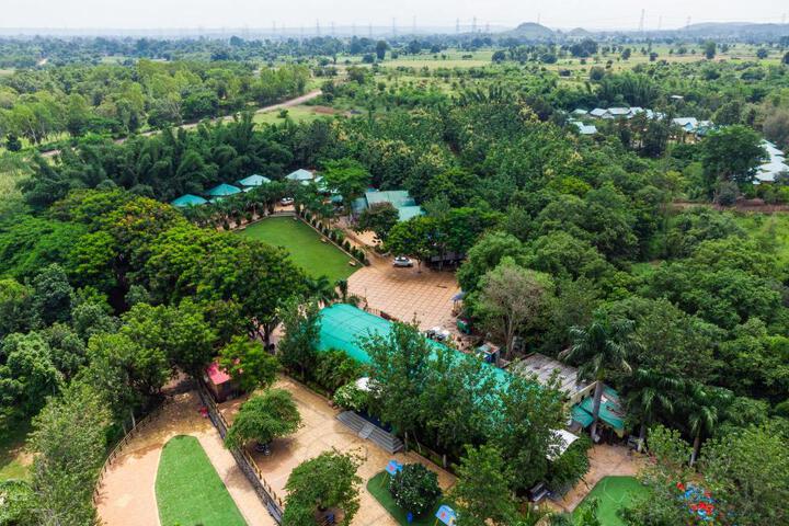 Vrindavan Gopala Resort