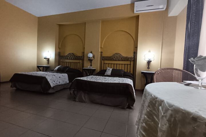 Room 8 of 27