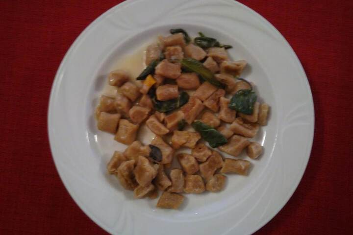 Dining 36 of 63