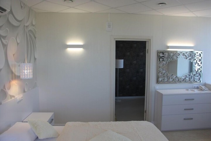 Room 43 of 81