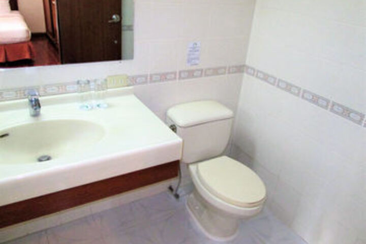 Room 7 of 41