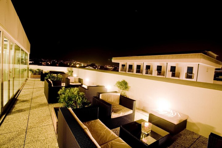 Terrace/Patio 21 of 59