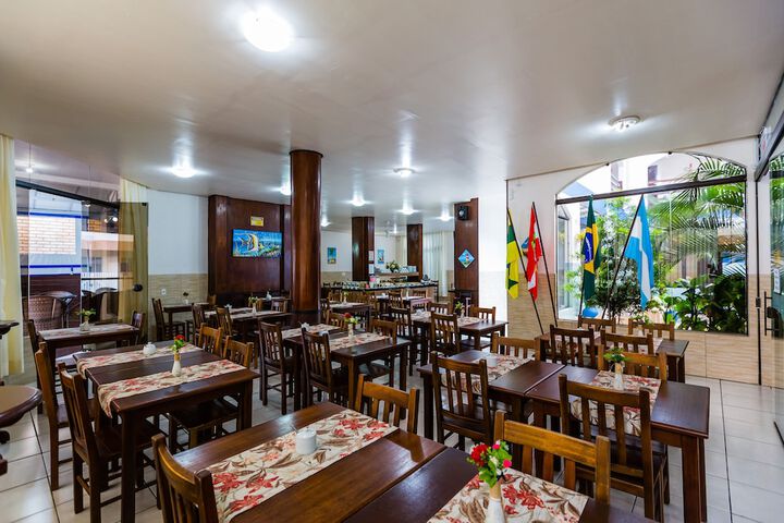 Dining 68 of 91