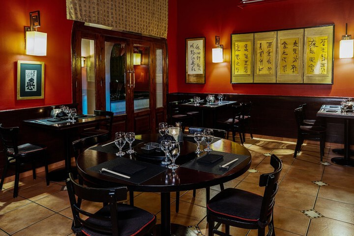 Dining 142 of 190