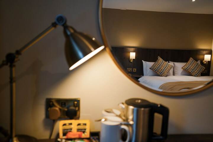 Room 26 of 295