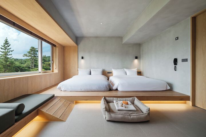 Room 7 of 120