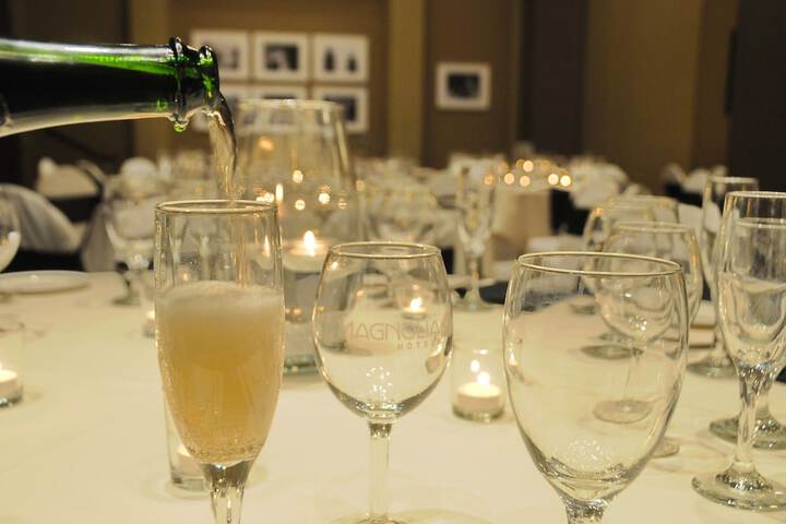 Banquet hall