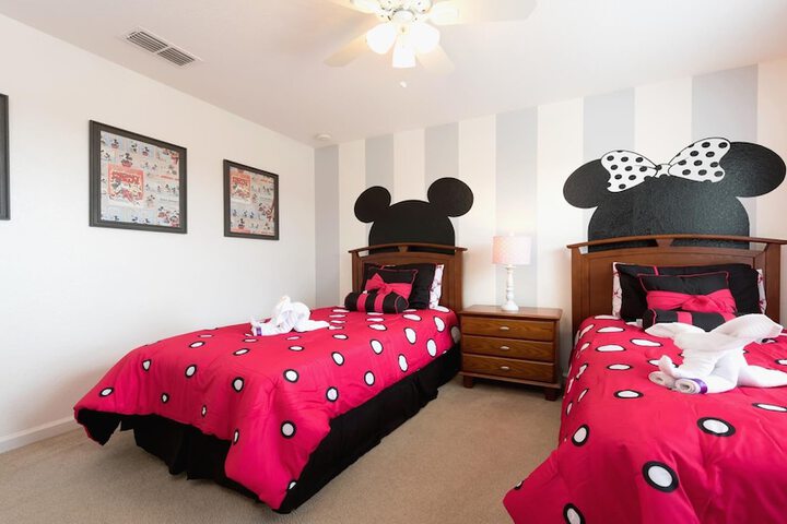 Room 510 of 710