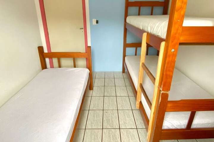 Room 2 of 16