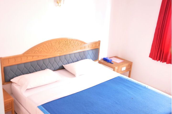 Room 3 of 15