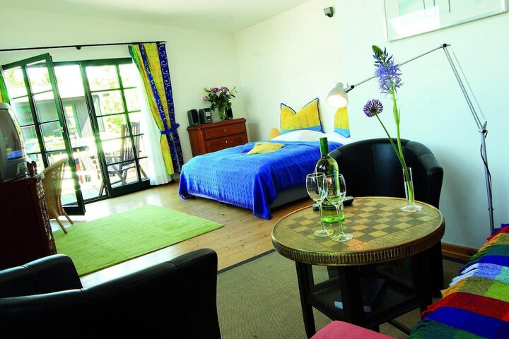 Room 10 of 46