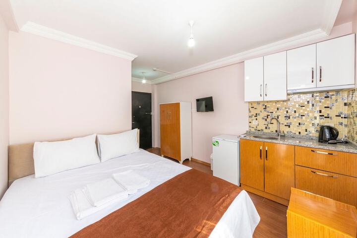Room 14 of 23