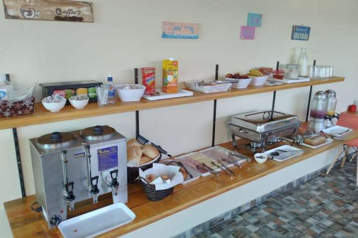 Breakfast/Coffee Service 7 of 26